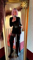Mistress Helen Bates - Lange Lederstiefel machen dich wuschig- ruf mich an 